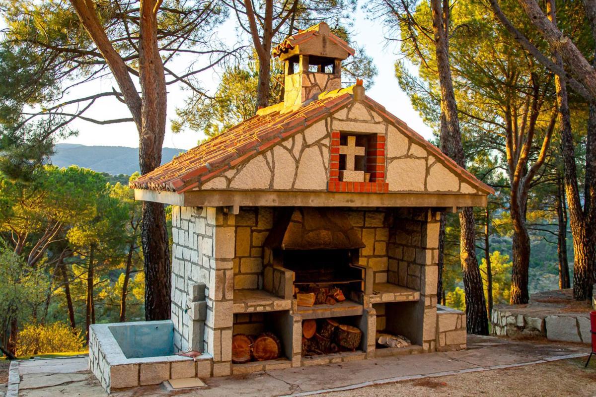 Casa Cadalso, Mirador De Gredos, Madrid Guest House Cadalso de los Vidrios Eksteriør bilde