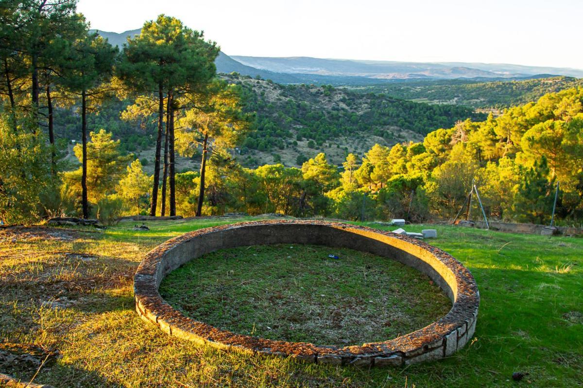 Casa Cadalso, Mirador De Gredos, Madrid Guest House Cadalso de los Vidrios Eksteriør bilde